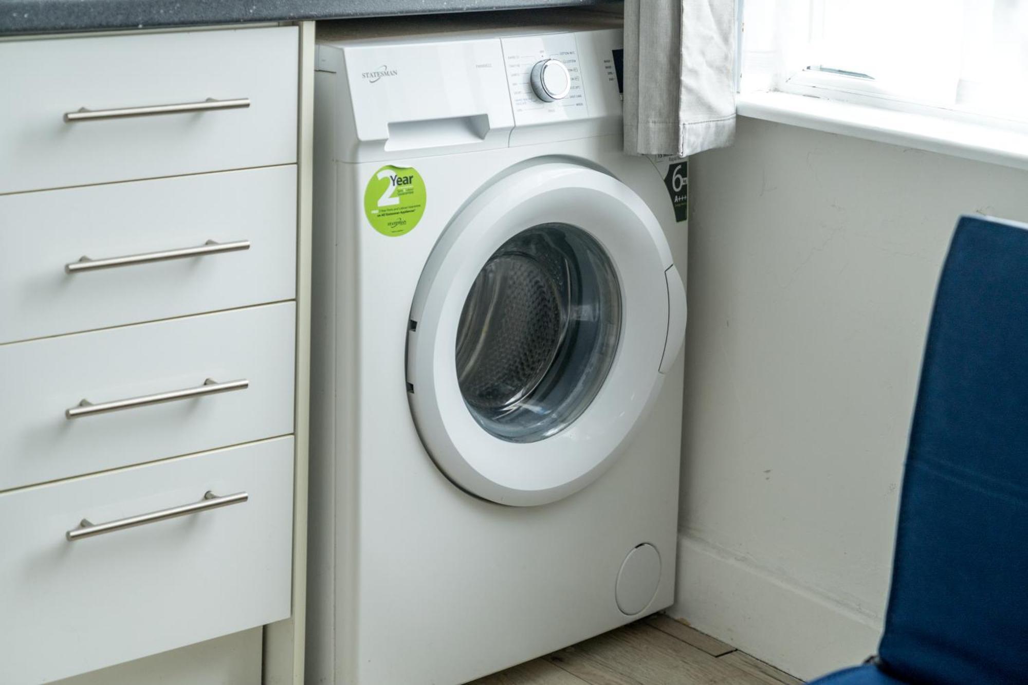 Modern 2 Bed East London Home By Rebby Properties Sleeps 5 Near Canning Town Station Luaran gambar